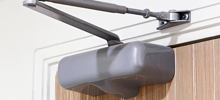 Garage Door Openers For Low Ceilings in Buenaventura Lakes, FL