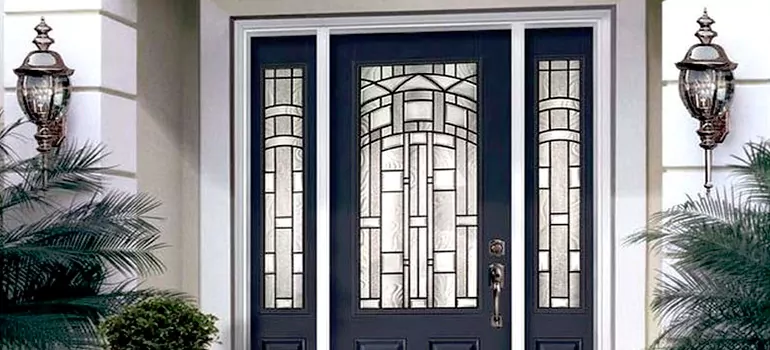 Craftsman Entry Door in Buenaventura Lakes, FL